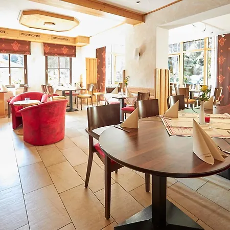 Flair-waldhotel Mellestollen 3* Saalfeld Saale