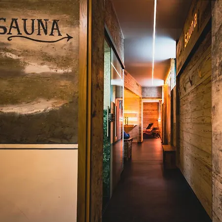 Flair-waldhotel Mellestollen מלון Saalfeld Saale