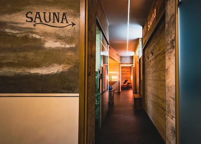 Flair-waldhotel Mellestollen מלון Saalfeld Saale