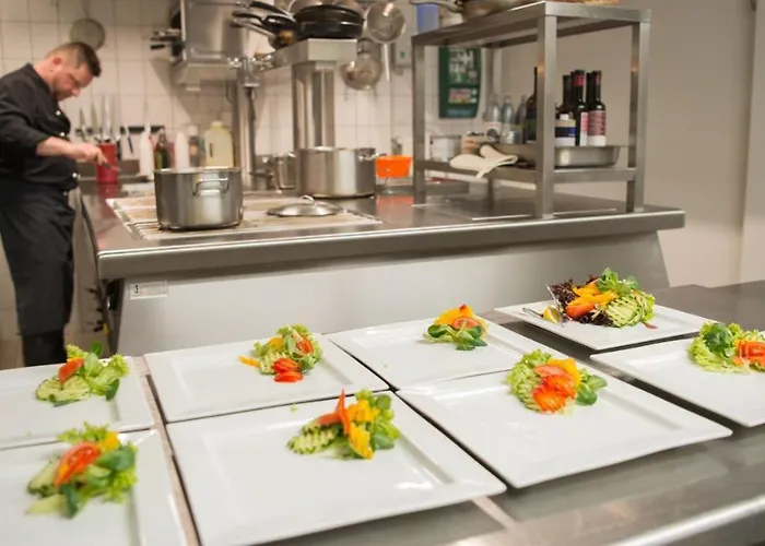 Flair-waldhotel Mellestollen מלון